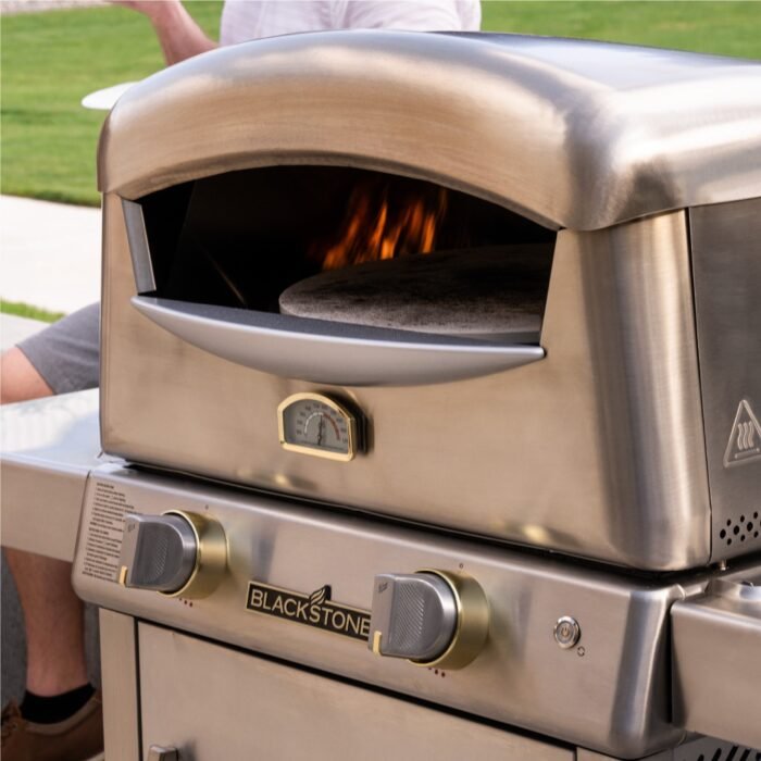 6831_SelectPizzaOven_WSQ_05_050bf0ec-8454-4869-b1d7-87b74df35ac7